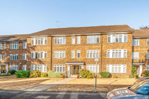 Myrtleside Close, Northwood