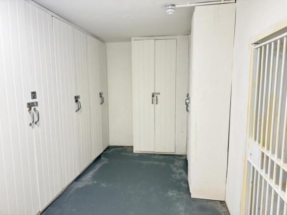 2 bed Apartment for sale Image 10