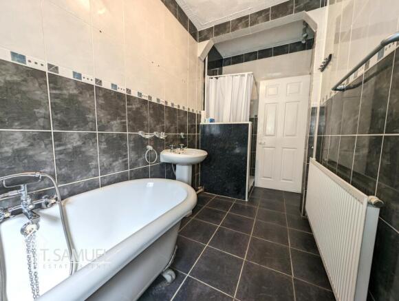 Bathroom d