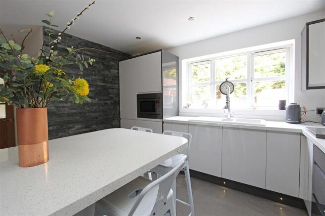 Kitchen..jpg