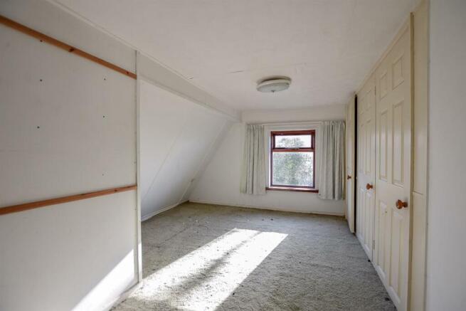 Dressing Area/Bedroom