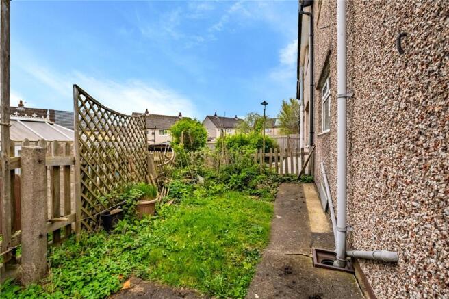 2 bed Semi-Detached for sale Image 11