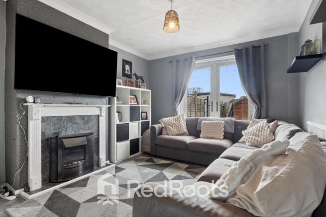 3 bed Semi-Detached for sale Image 9