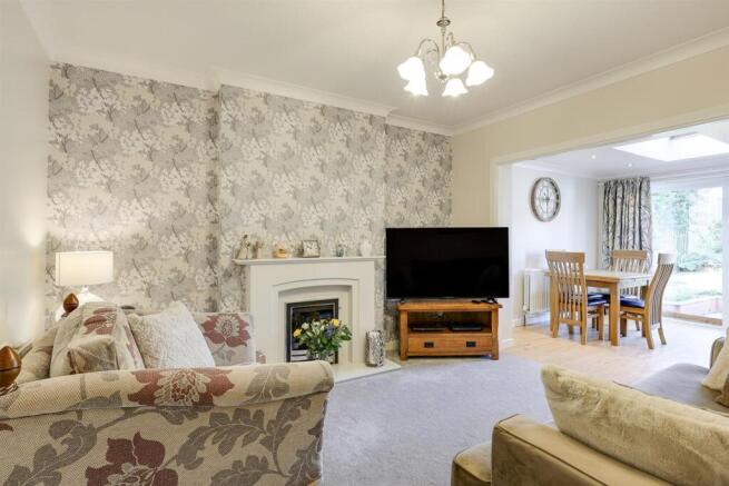 3 bed Detached for sale Image 10