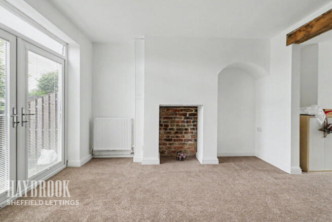 3 bed Semi-Detached to rent Image 4