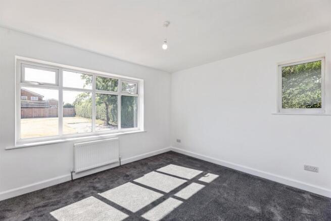 3 bed Detached Bungalow for sale Image 5