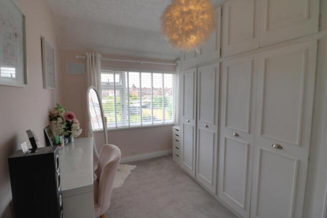 3 bed Semi-Detached for sale Image 10