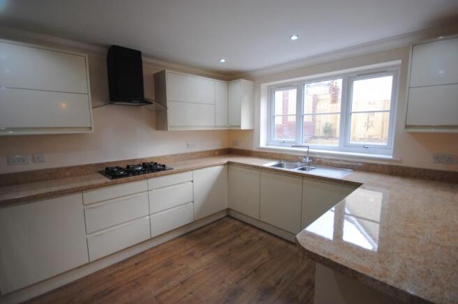 SHOWHOME KITCHEN