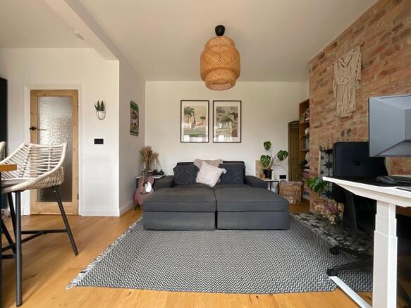 3 bed Semi-Detached for sale Image 11