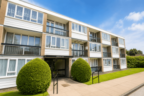 Flat 40, Ashbourne Court, Ashbourne Close, North Finchley, London N12 8SA