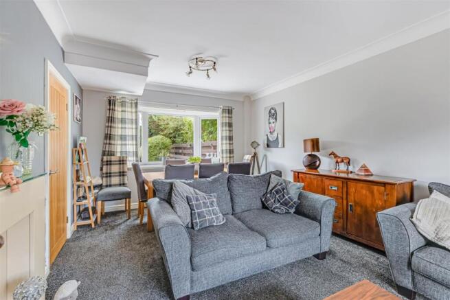 3 bed Semi-Detached for sale Image 8