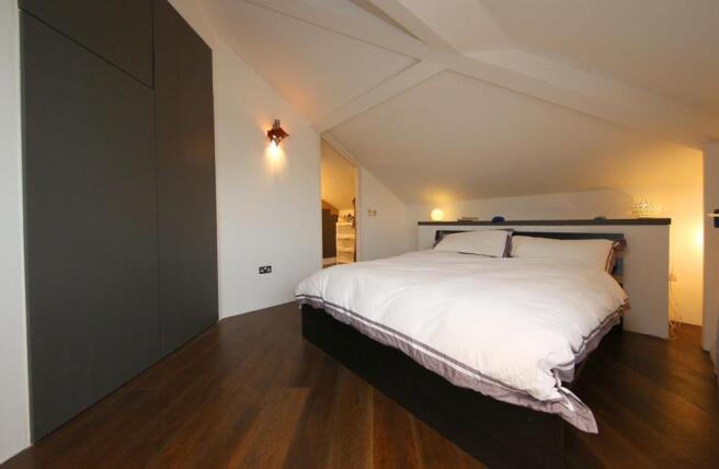 11 Vicarage Mews 209