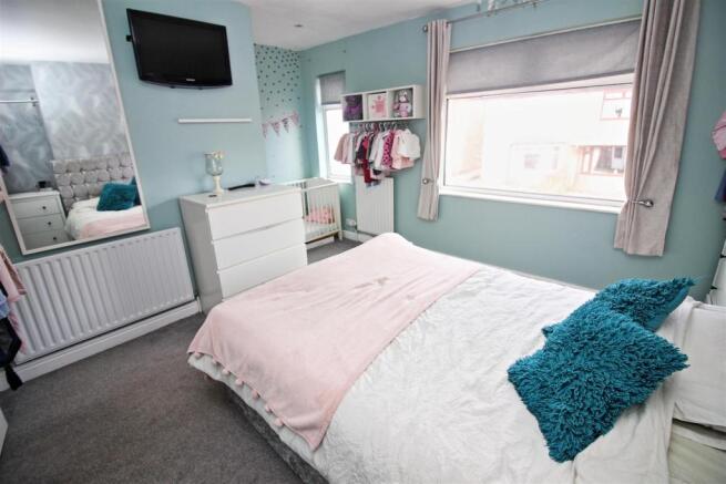 bedoom 1.JPG