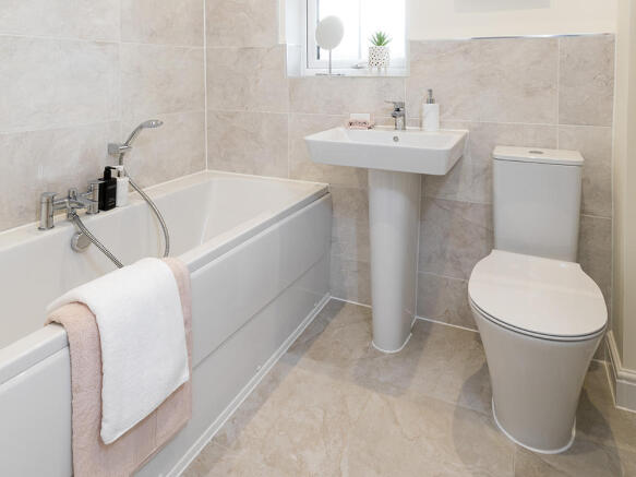 Family bathroom with choice of Porcelanosa tiles 