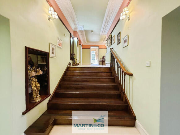 4 bed Semi-Detached for sale Image 6