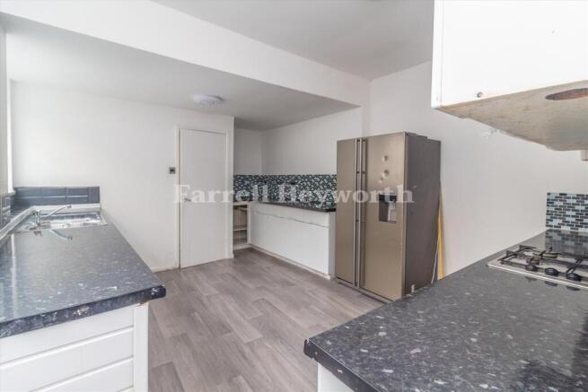Kitchen image 2