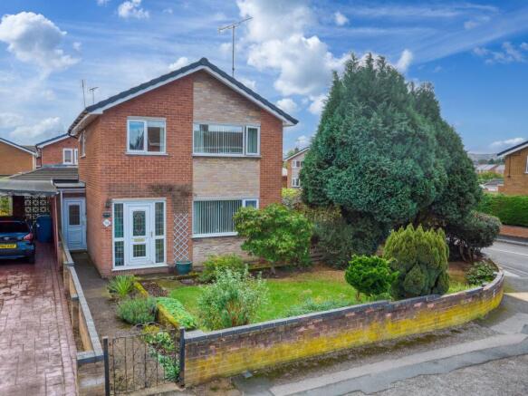 3-bed detached on Bracebridge Avenue, Worksop, S80, £215,000