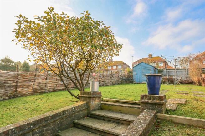 40 Hamsey Crescent-6