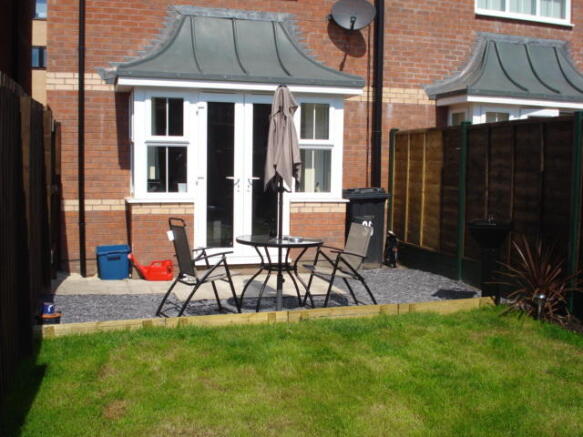 REAR GARDEN SHOT