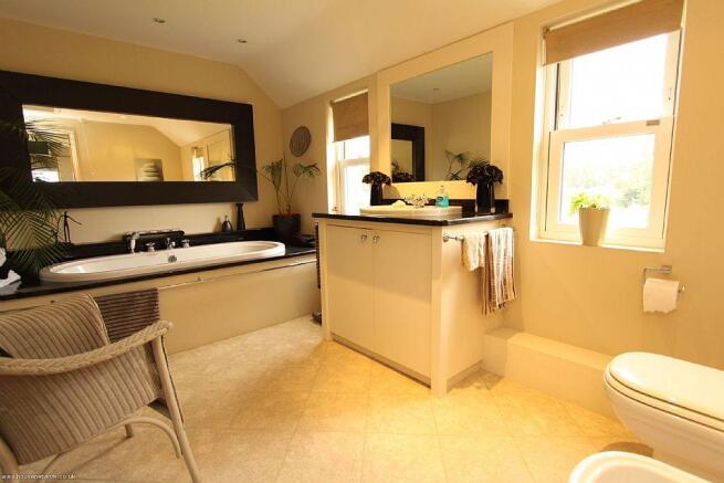 En-suite Bathroom