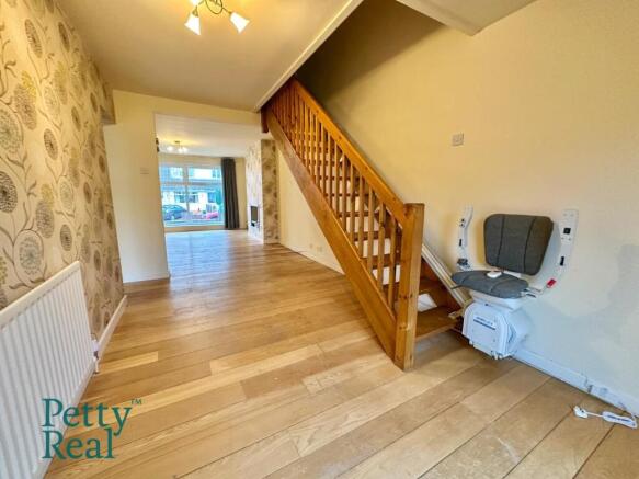 2 bed Semi-Detached Bungalow for sale Image 11