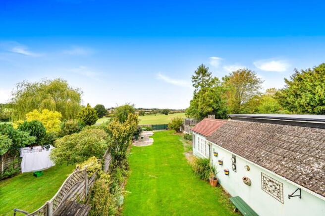 The Endway, Great Easton, Dunmow, Essex photo 4