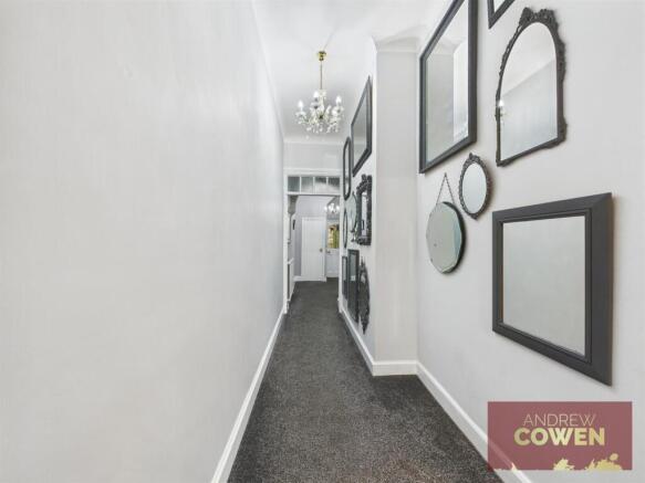 2 bed Apartment for sale Image 8