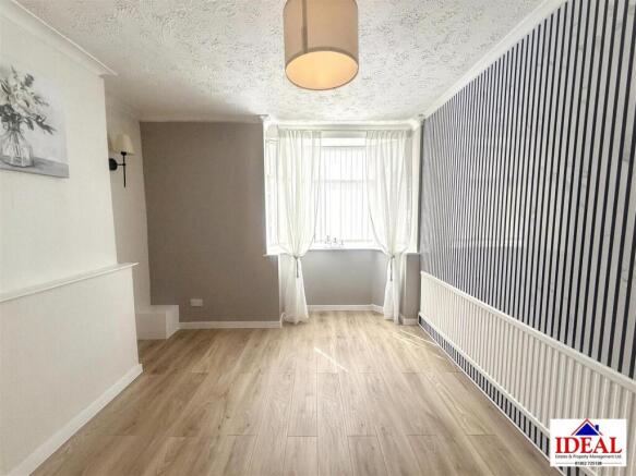 Park Avenue, Carcroft, Doncaster photo 4