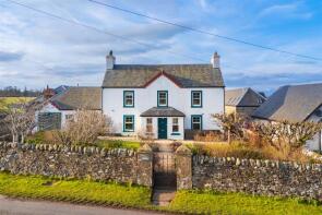 Lochie Farmhouse, Duchally Road, Auchterarder PH3 1PW