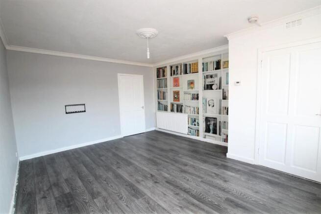 4- Lounge (Copy).jpg