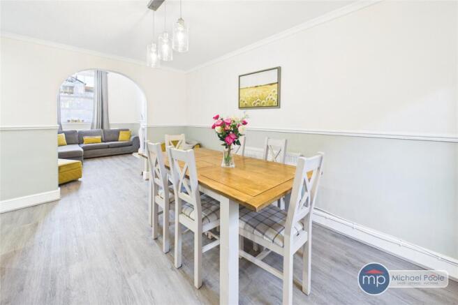 3 bed Terraced for sale Image 8