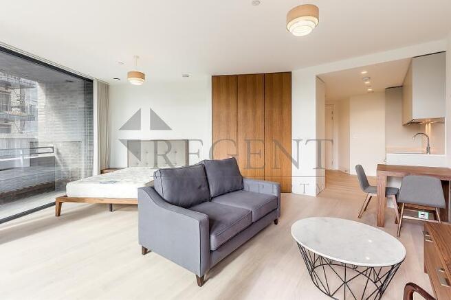 Open plan//reception