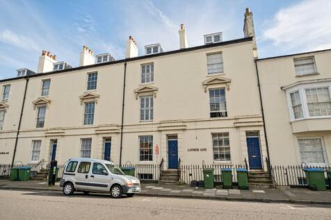 Bernard Street, Latimer Gate Bernard Street, SO14