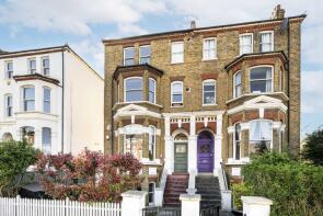 Flat A, 61, Rosendale Road, London SE21 8DY