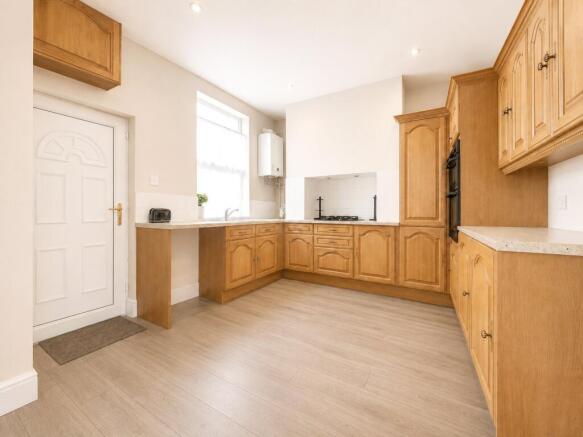 2 bed Terraced for sale Image 2