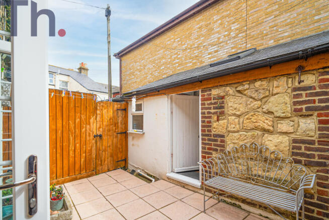 Rear Courtyard & Annexe