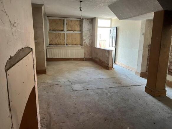 2 bed Terraced for sale Image 5
