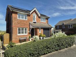 27, Pentreath Close, Fowey PL23 1EP