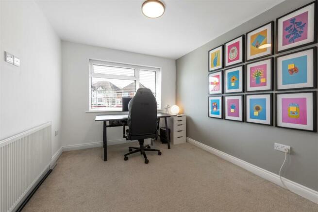 158 Wagon Lane, Solihull, B92 7PA_47.jpg