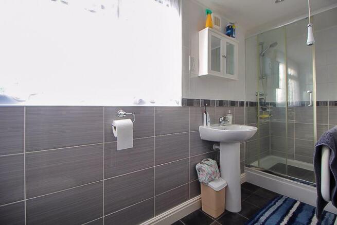 ENSUITE SHOWER...