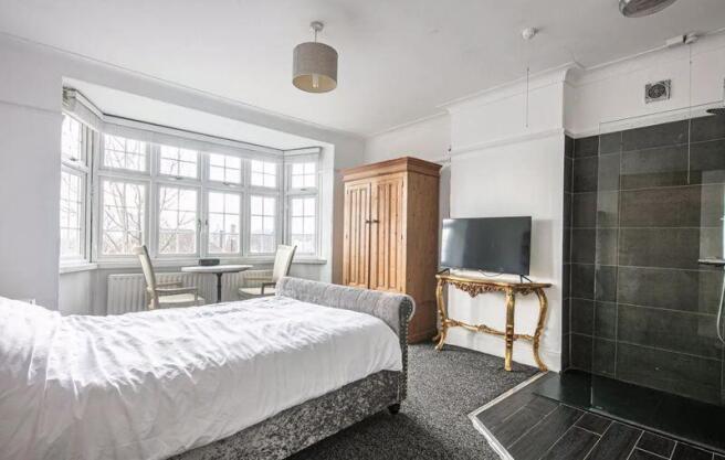 3 bed Detached for sale Image 4