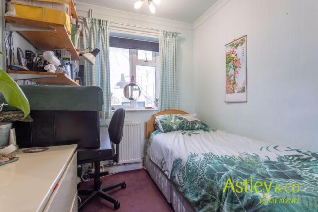 bedroom3