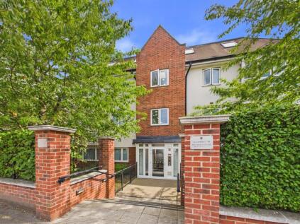 Pembroke Road, Ruislip