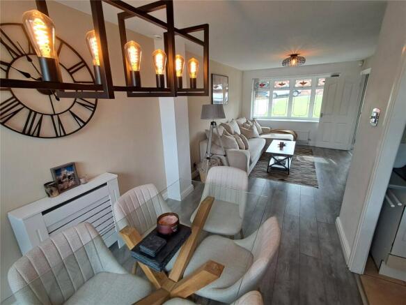 Lounge / Dining Room