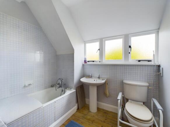 Photo 11