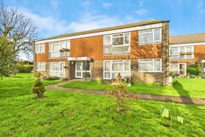 Flat 4, 24 Ashdown Lodge, Bathurst Road, Folkestone CT20 2NT