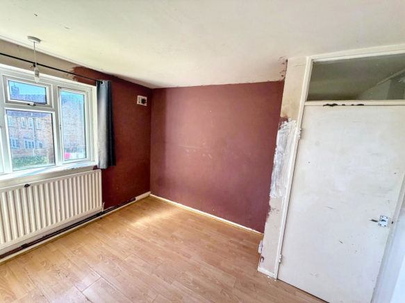 2 bed Apartment for sale Image 10
