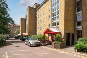 39, Esher Gardens, London SW19 6BY