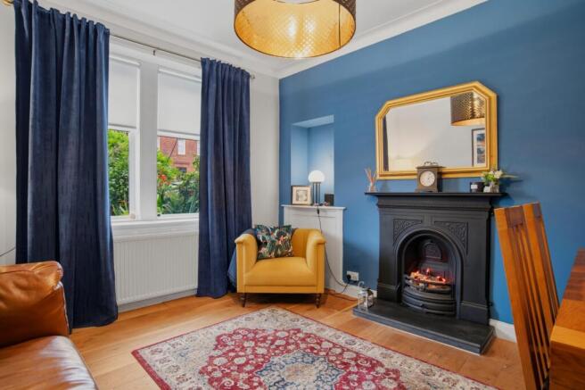 49 Crompton Avenue, Old Cathcart, G44 5TH photo 4
