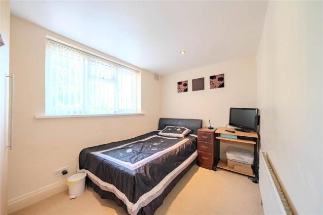6 bed Semi-Detached for sale Image 12